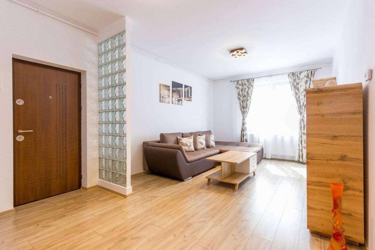 Spacious And Quiet 2 Bedroom Apartment Cluj-Napoca Exterior photo